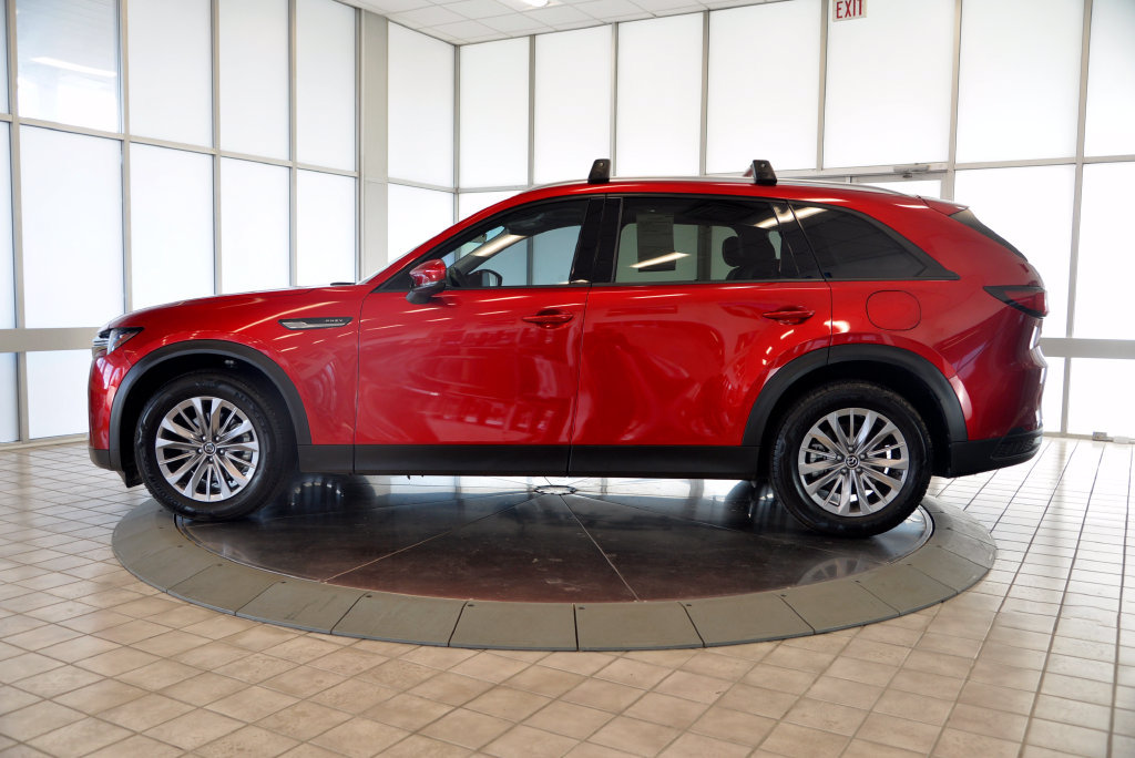 Certified 2024 MAZDA CX-90 Plug-In Hybrid w/ Preferred AWD/4WD image 5
