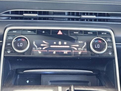 Used 2024 Genesis GV80 2.5T AWD/4WD image 24
