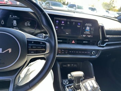 Used 2024 Kia Sportage X-Line w/ X-Line Premium Package image 40