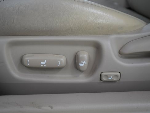 Used 2006 Toyota Solara SE FWD image 24