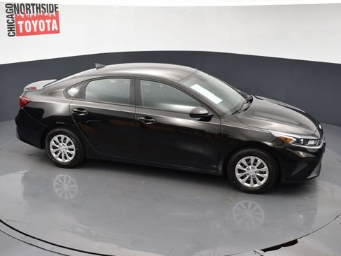 Used 2024 Kia Forte LX FWD image 23
