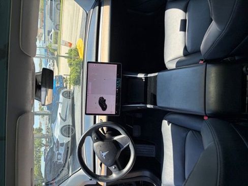 Used 2018 Tesla Model 3 Mid Range RWD image 18
