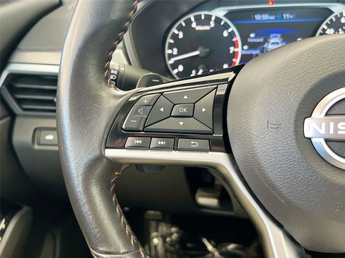 Used 2024 Nissan Altima 2.5 SR image 29