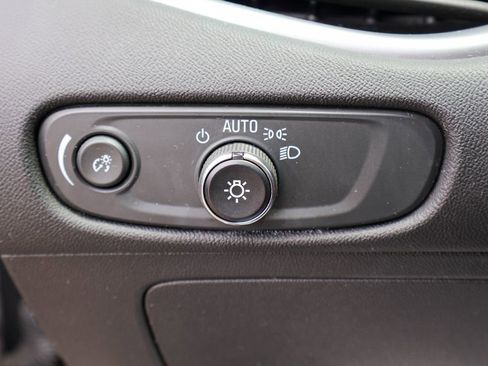 Used 2023 Chevrolet Malibu LT FWD image 17