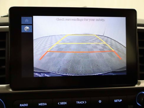 Used 2025 Hyundai Venue SE FWD image 12