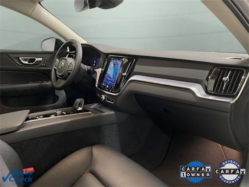 Used 2025 Volvo S60 B5 Core image 70