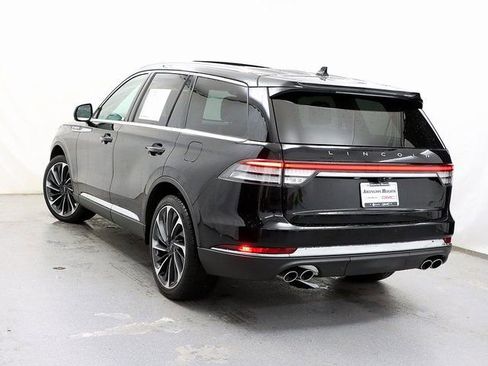 Used 2021 Lincoln Aviator Reserve w/ Equipment Group 201A image 8