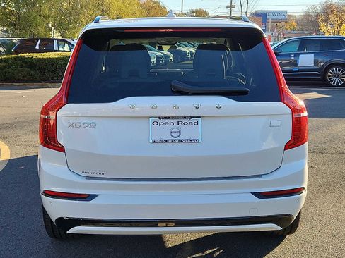 Certified 2023 Volvo XC90 T8 Plus w/ Protection Package Premier image 5