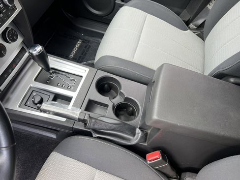 Used 2007 Dodge Nitro R/T image 23