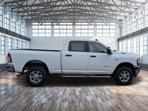 Used 2024 RAM 2500 Big Horn AWD/4WD image 2