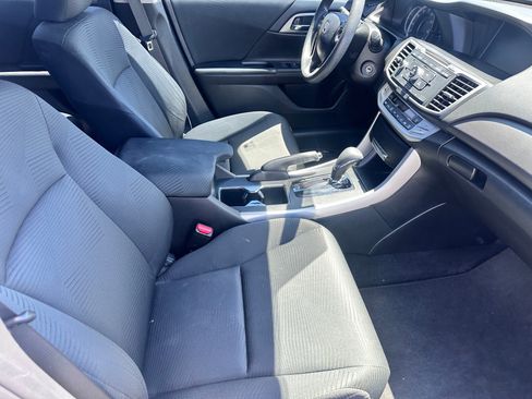 Used 2015 Honda Accord LX image 9