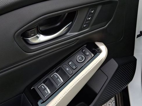 Used 2023 Honda Accord Touring image 27