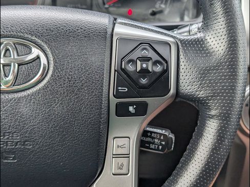 Used 2024 Toyota 4Runner SR5 Premium w/ Moonroof Package AWD/4WD image 16