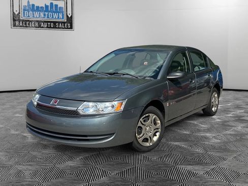 Used 2004 Saturn ION Level 2 FWD image 2