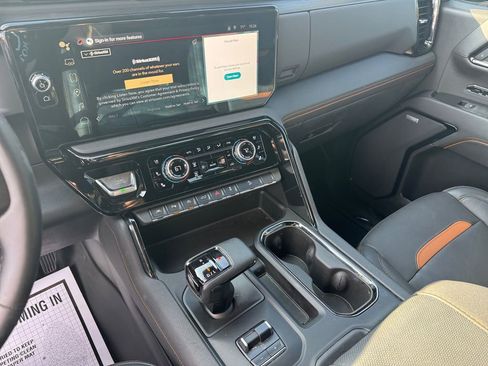 Used 2023 GMC Sierra 1500 AT4 w/ Technology Package image 38