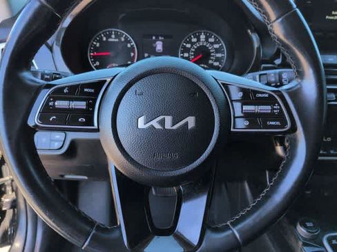 Used 2022 Kia Seltos EX AWD/4WD image 23