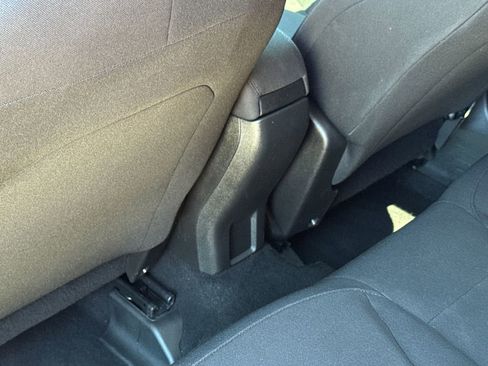 Used 2021 Jeep Renegade Sport FWD image 35