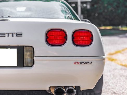 Used 1991 Chevrolet Corvette ZR-1 image 68