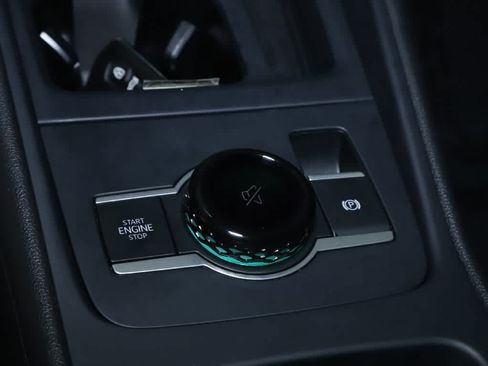 Certified 2026 Volkswagen Tiguan SE R-Line FWD image 29