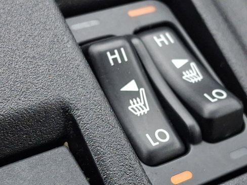 Used 2018 Subaru Impreza 2.0i Premium image 23