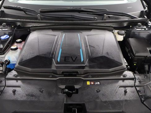 Used 2024 Hyundai Ioniq 5 SEL RWD image 22