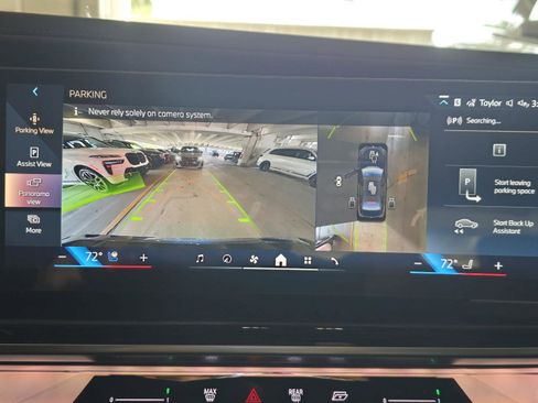 New 2026 BMW i7 xDrive60 w/ Premium Package image 20