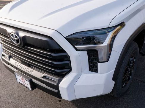 New 2026 Toyota Tundra SR5 AWD/4WD image 10