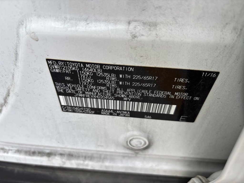 Used 2017 Toyota RAV4 XLE w/ Carpet Mat Package AWD/4WD image 19