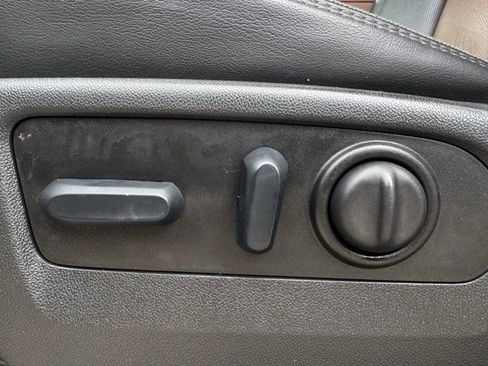 Used 2023 Chevrolet Silverado 3500 High Country w/ Technology Package image 26