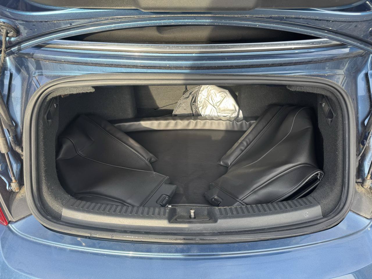 Used 2016 Volkswagen Beetle 1.8T S FWD image 22