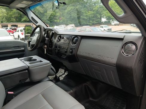 Used 2012 Ford F450 XL w/ XL Decor Group AWD/4WD image 14