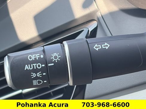 Used 2024 Acura RDX SH-AWD image 10
