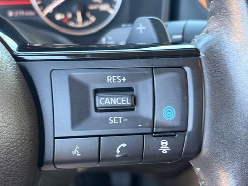 Certified 2023 Nissan Rogue SV w/ SV Premium B Package FWD image 30
