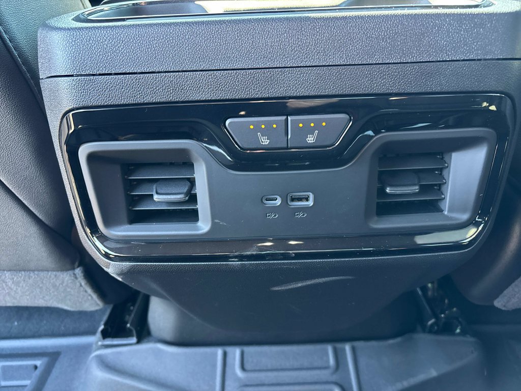 New 2026 GMC Sierra 1500 AT4 w/ AT4 Premium Package AWD/4WD image 31