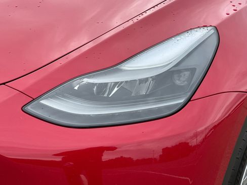 Used 2023 Tesla Model Y Long Range image 50