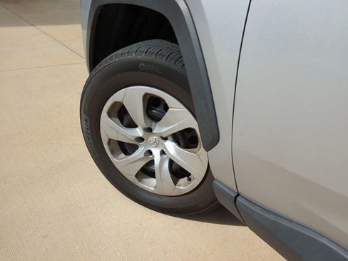 Used 2024 Toyota RAV4 LE image 10