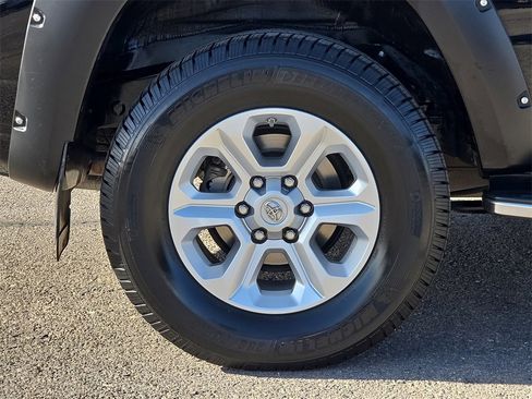 Certified 2018 Toyota 4Runner SR5 Premium image 10