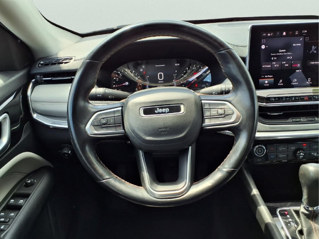 Certified 2022 Jeep Compass Limited AWD/4WD image 15