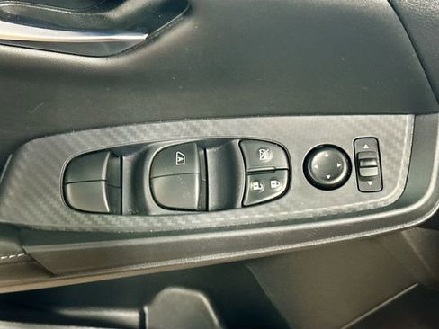Used 2023 Nissan Sentra SV FWD image 17