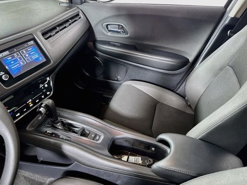 Used 2022 Honda HR-V EX image 24