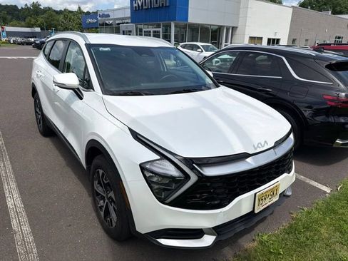 Used 2023 Kia Sportage EX AWD/4WD image 15