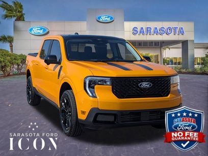 New 2026 Ford Maverick Lariat w/ Black Appearance Package