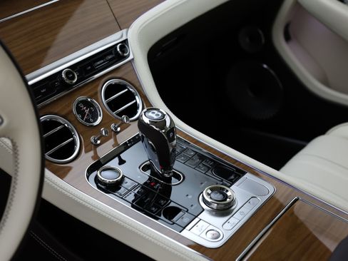 New 2026 Bentley Continental GT image 13