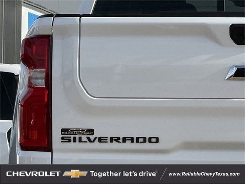 Certified 2026 Chevrolet Silverado 1500 RST w/ Texas Edition Plus image 10