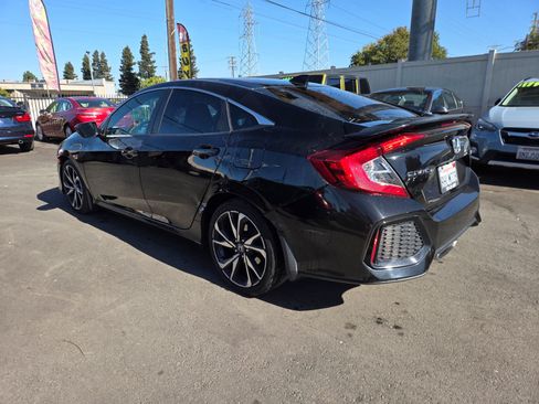 Used 2018 Honda Civic Si image 2