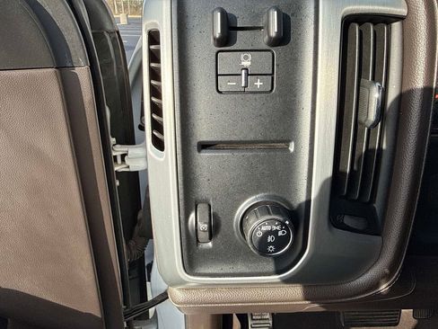 Used 2017 GMC Sierra 1500 SLT image 30