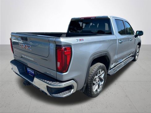 Used 2023 GMC Sierra 1500 SLT w/ SLT Premium Plus Package AWD/4WD image 7