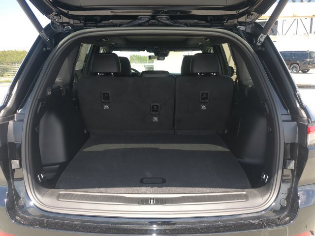 New 2027 Jeep Grand Cherokee Limited w/ Trailer Tow Package AWD/4WD image 14