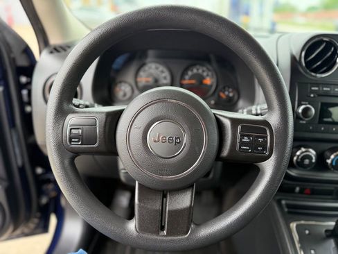 Used 2015 Jeep Patriot Sport w/ Power Value Group FWD image 25