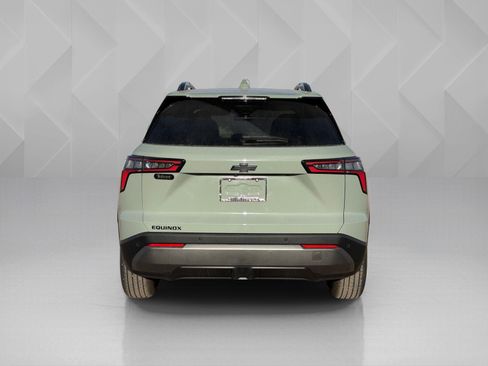 New 2026 Chevrolet Equinox LT image 6